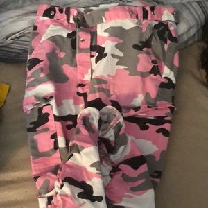 Kréamy pink/black/white cargo pants